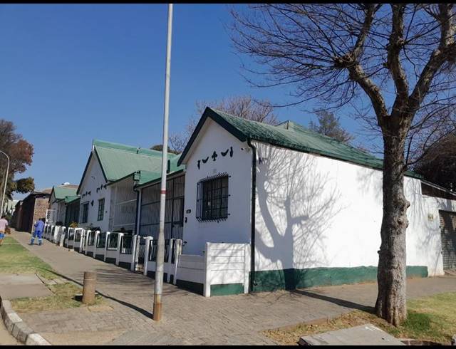 5 BEDROOM HOUSE FOR SALE IN TROYEVILLE